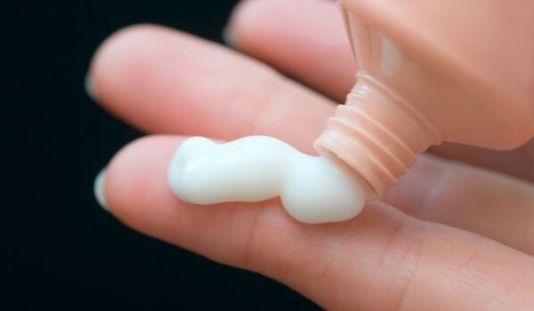 Pomada para o tratamento da artrose do xeonllo